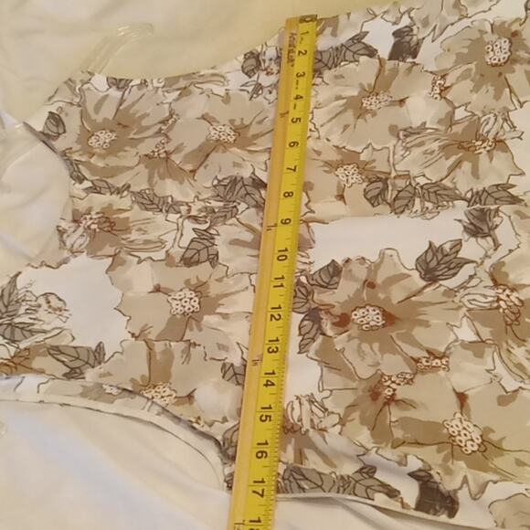 Balaton Women's Medium Floral Sleeveless long Tank. Dressy,Professional, Comfy. - Picture 7 of 10